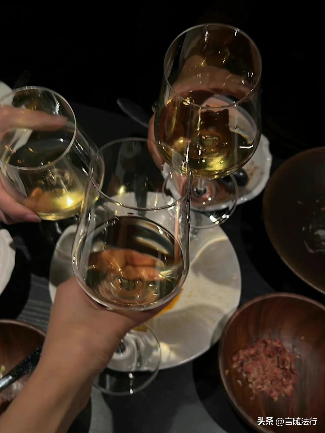 一起喝酒的人摔死了赔偿金怎么算,酒后摔死赔偿15万