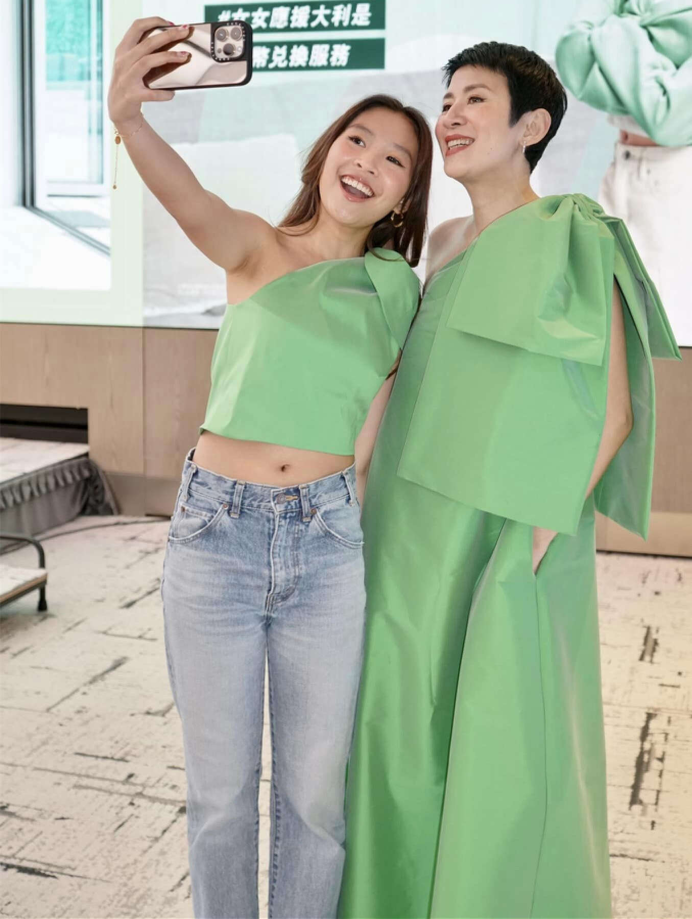 吴君如女儿出道这颜值是认真的吗,吴君如12岁女儿视频