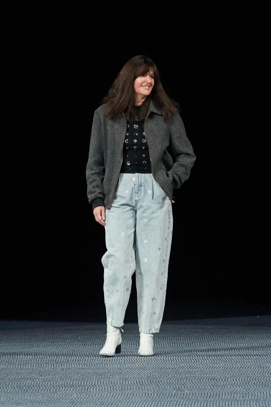 香奈儿2021春夏时装秀面料,香奈儿2022秋冬时装秀舞台分析