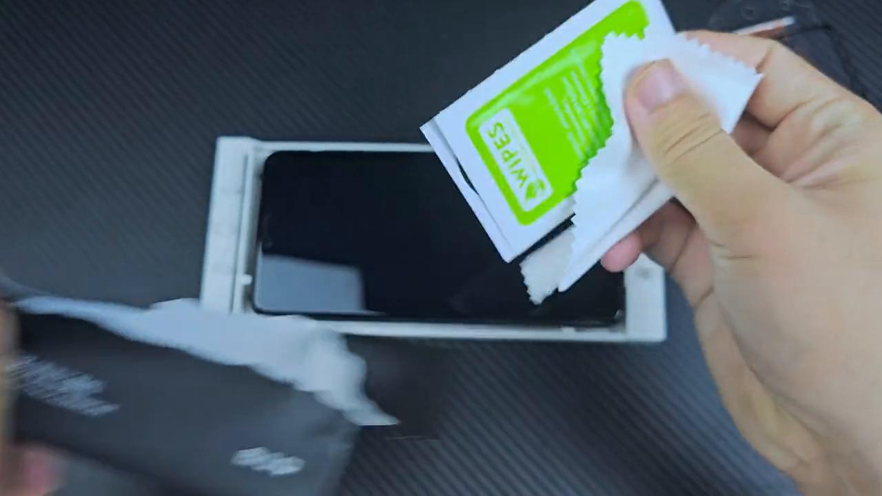 华为mate30pro开箱钢化膜,华为mate60pro要撕膜吗