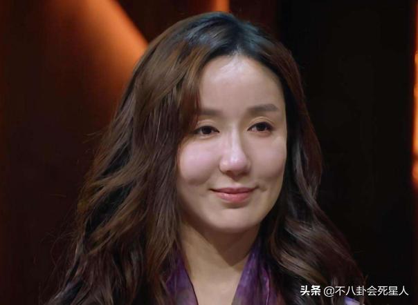 明星整容脸僵硬图片,老女明星整容脸和纯天然脸