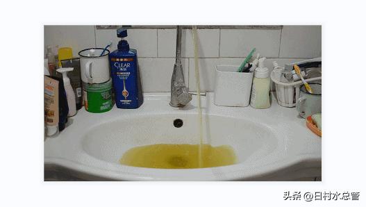 家里自来水发黄是什么原因,刚打开自来水发黄是怎么回事