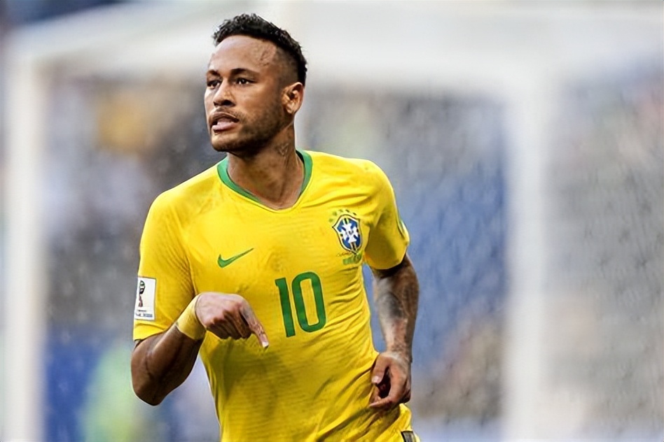 ins足球明星粉丝排名30,谁是最好的足球运动员c罗