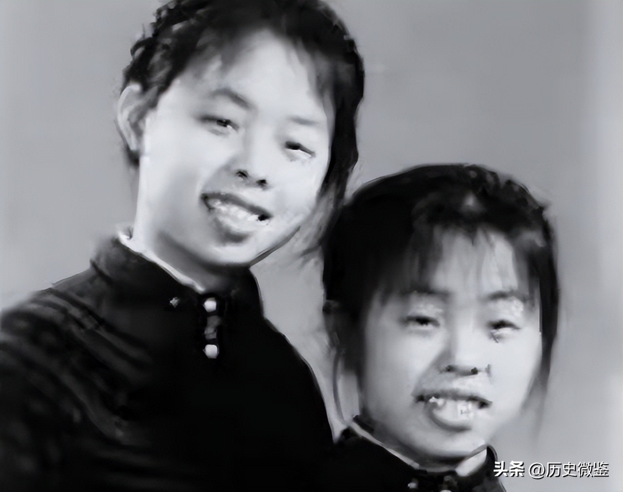 97年双胞胎姐妹寻亲 (哥哥寻亲三十七年兄妹当场做dna)