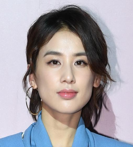 初见惊艳不已再见路人甲,初见惊艳再见路人甲