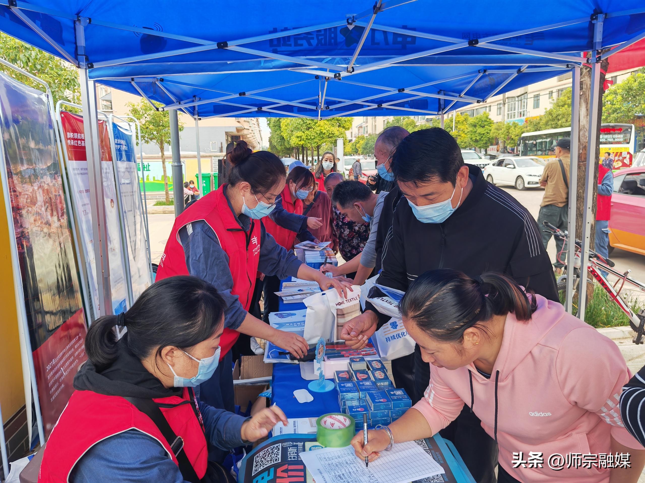 云南电网曲靖师宗供电局电话,南方电网曲靖供电局电话