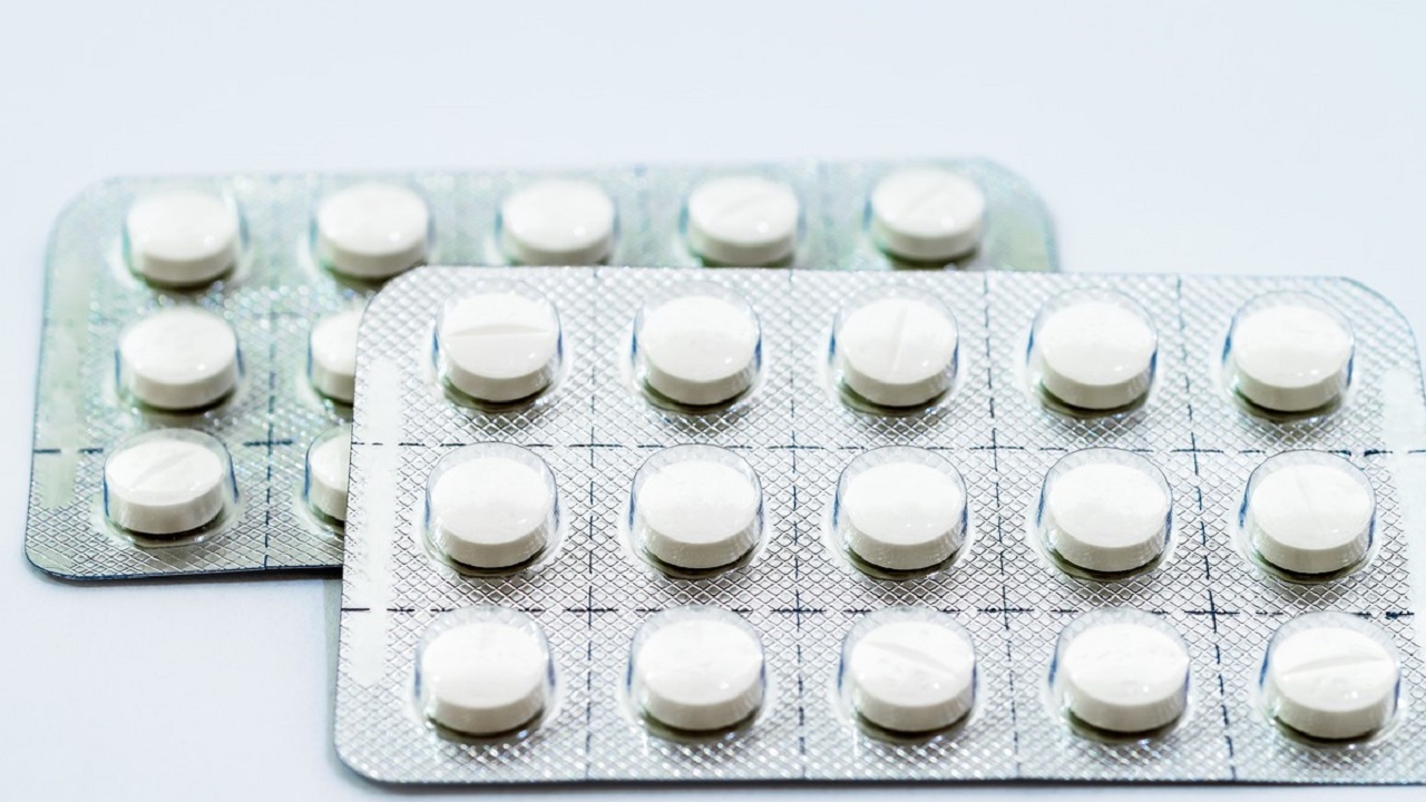 甲钴胺不只修复神经还能治4种病,甲钴胺片0.5毫升的功效与主治