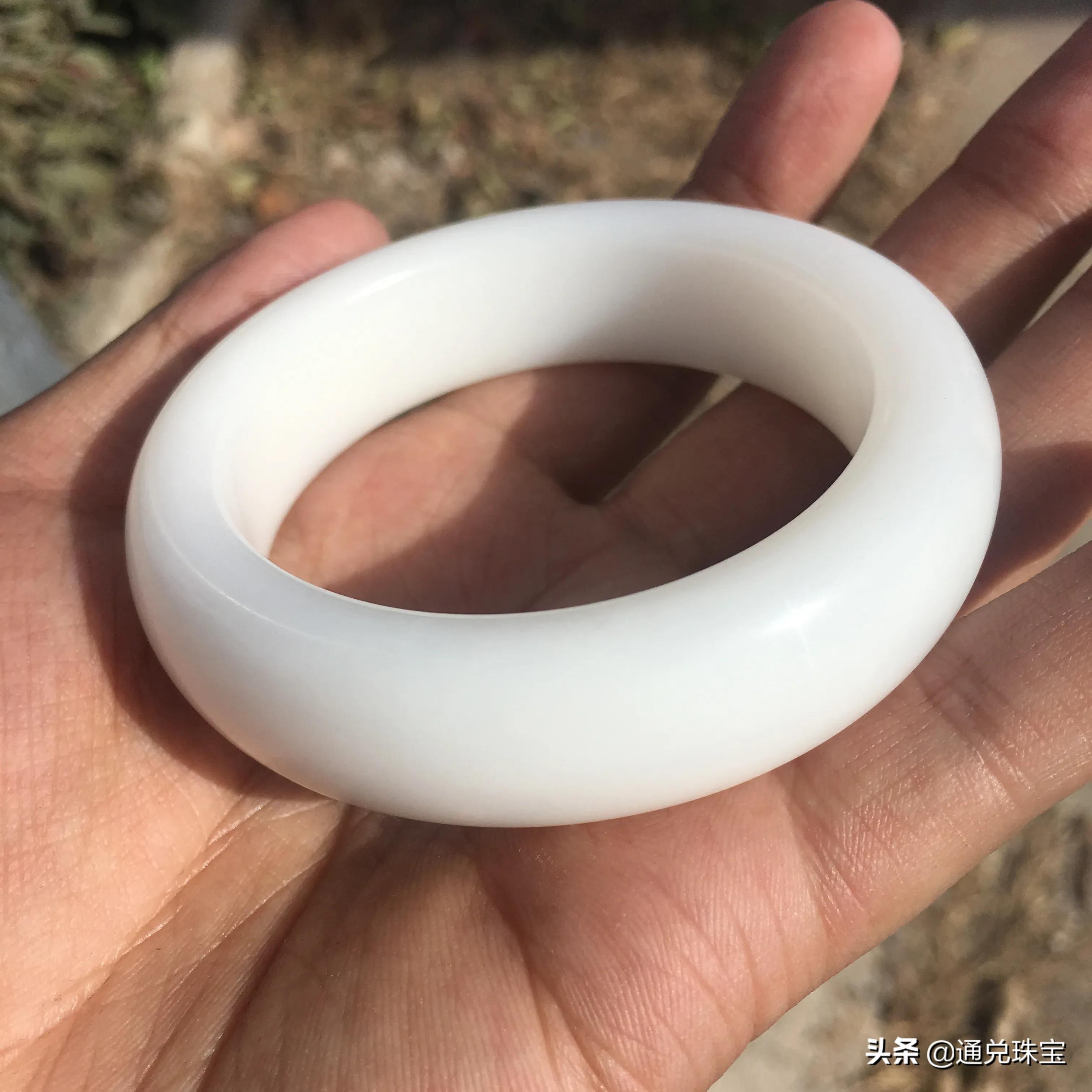 怎样鉴定和田玉的真假,怎样辨别和田玉里有没有掺假