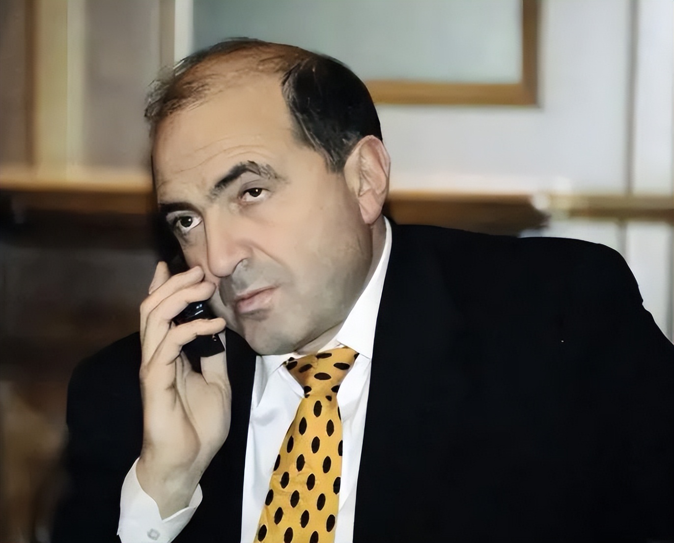 别列佐夫斯基寡头,俄罗斯寡头别列佐夫斯基之死