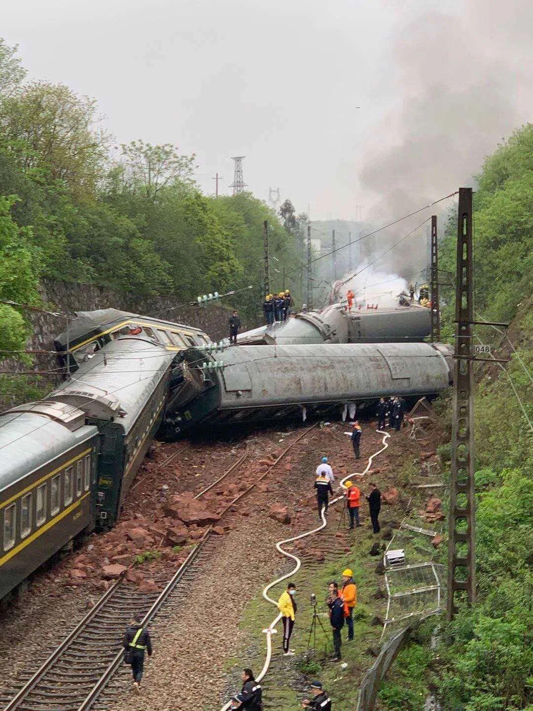 地震影响高铁最新消息,地震对高铁的影响真实视频