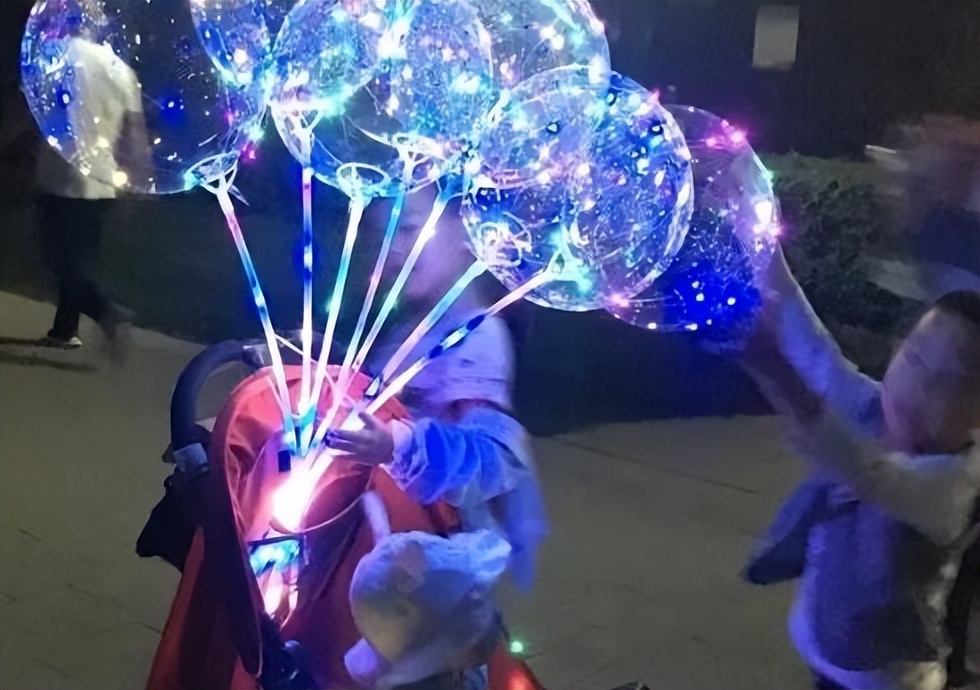 摆摊冷门高利润项目,街头摆摊最暴利的小吃