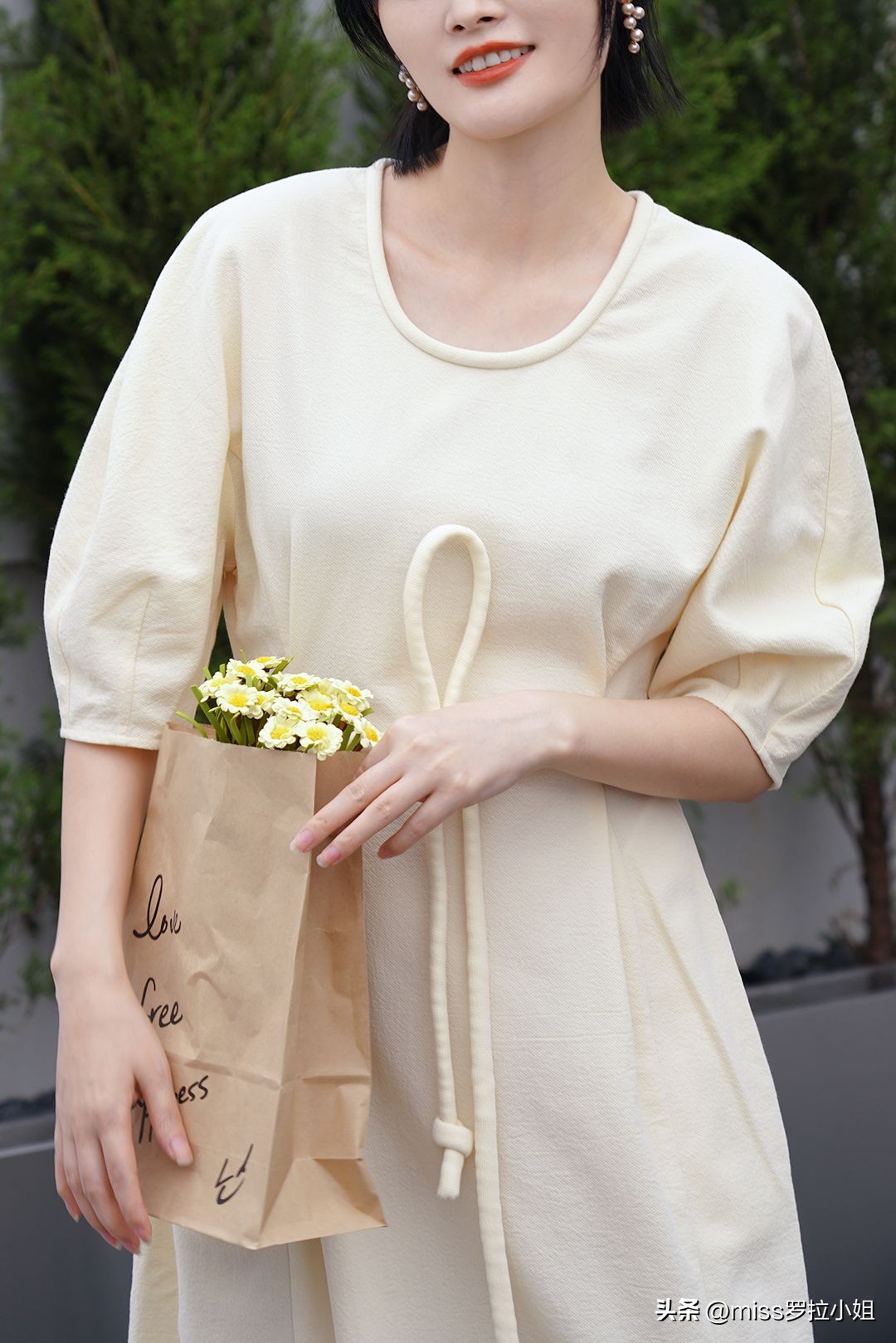 适合旅游连衣裙高级感秋季,出游连衣裙高级感穿搭轻奢