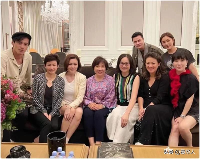 赌王家族十大女富豪,从贫家女逆袭传奇巨星经历了什么