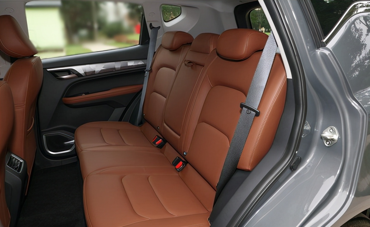 吉利远景x6pro选择哪款更合适,吉利远景x6pro这款车值得购买吗