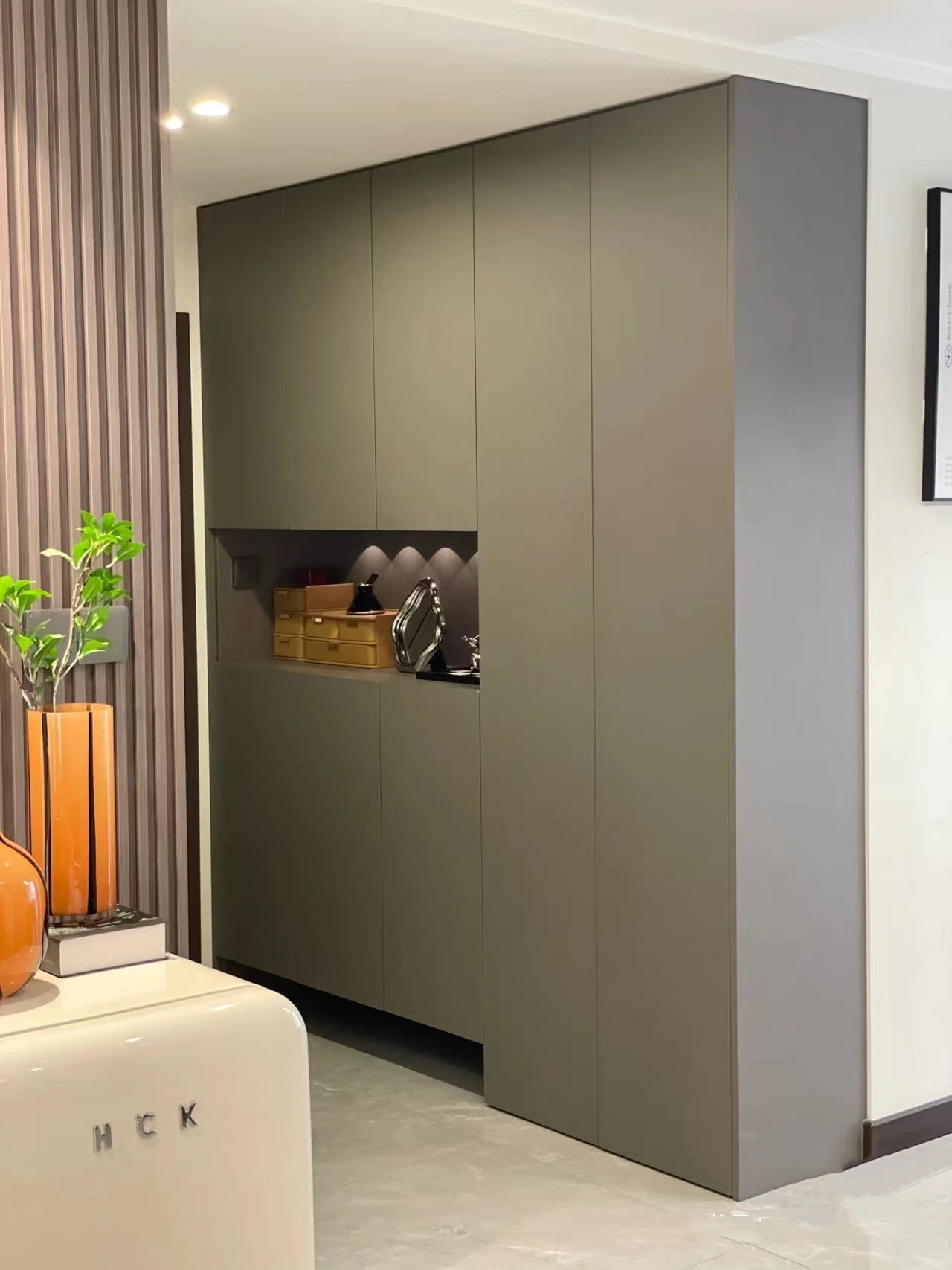 河南发现一户人家，光一个电视柜就圈粉无数，全屋更没有一丝俗气