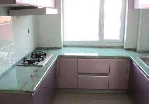 整体橱柜隐形玻璃台面,用玻璃做橱柜台面