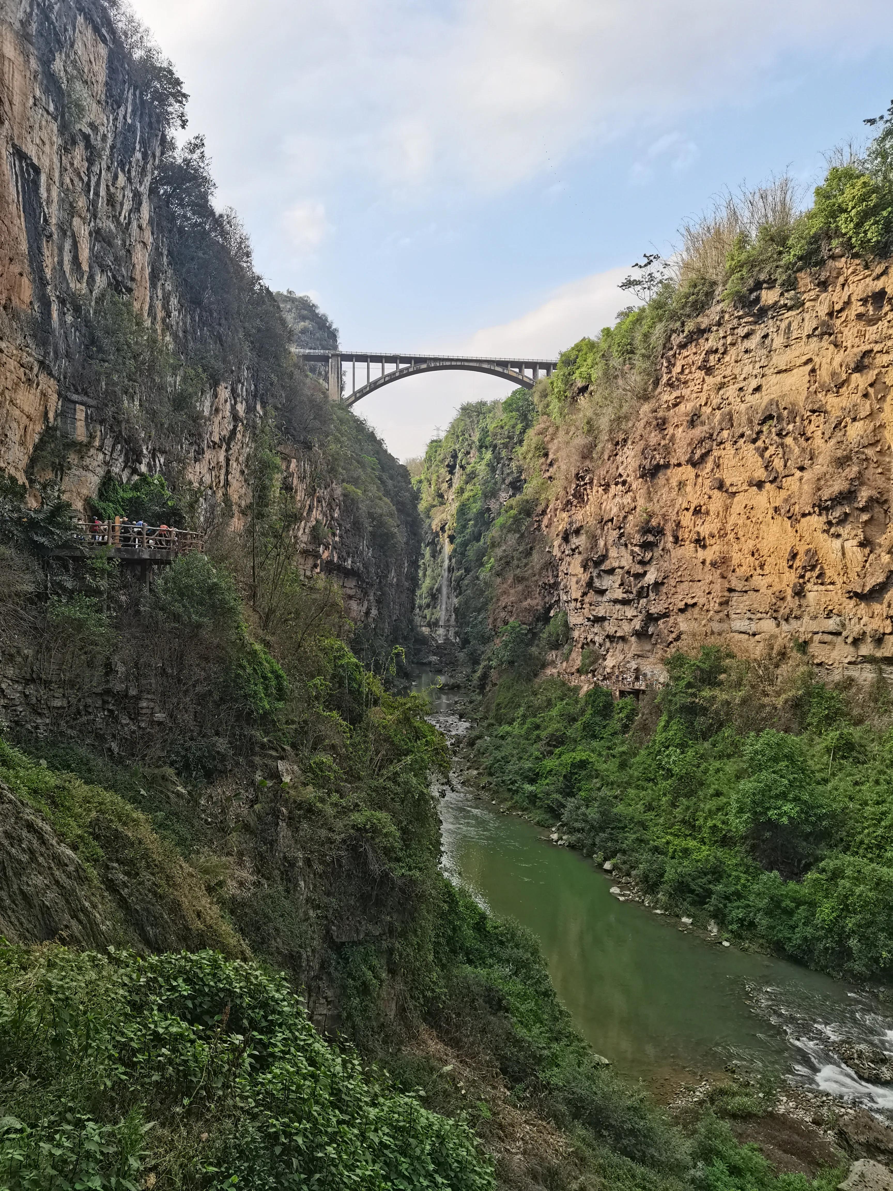 马岭河大峡谷风景区航拍,马岭河大峡谷风景区2024免门票吗