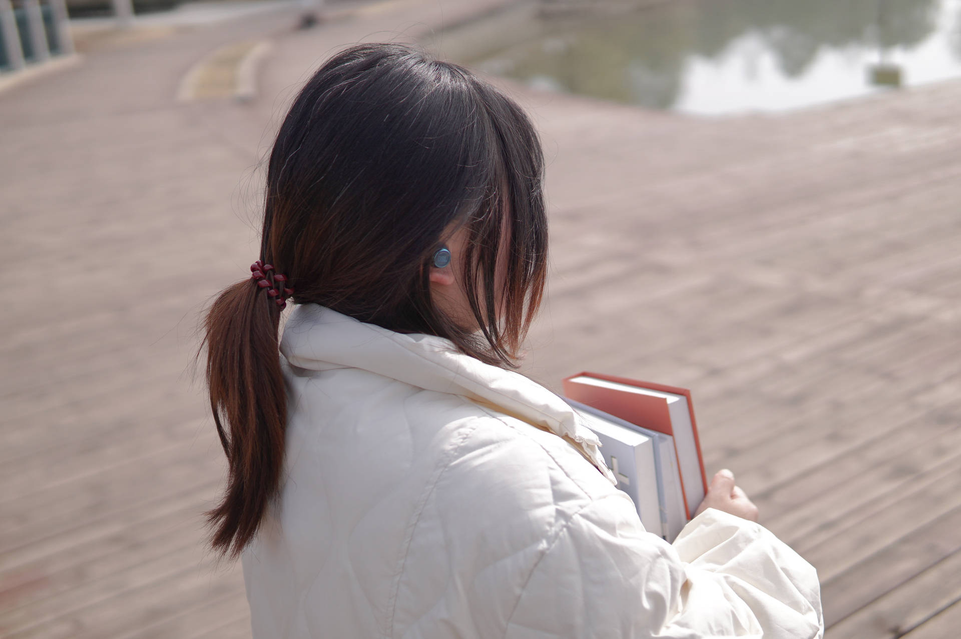 jbl的蓝牙耳机值不值得买,jbl蓝牙耳机各款评价