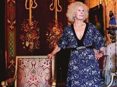 西班牙女公爵第三任丈夫,西班牙女公爵电影完整版