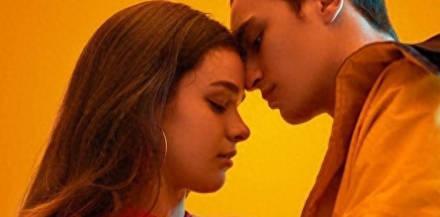 沐浴时，男友提出让我在“花园”上纹上他的名字，来证明我爱他