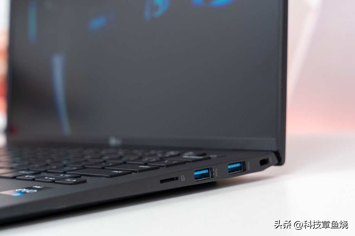 lggram16寸还是17寸好,LGGram笔记本评测