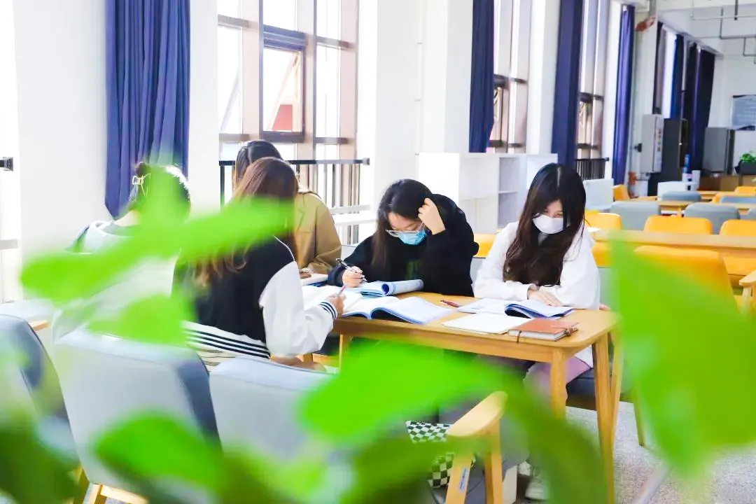 网络与新媒体专业就业方向及前景,网络与新媒体专业单招去什么学校