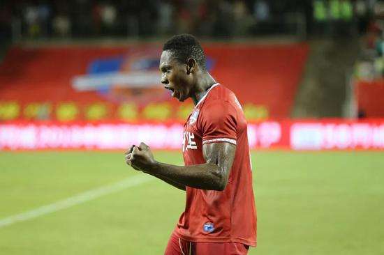 cdtv中超梅州客家vs成都现场直播,梅州客家足球俱乐部冲击中超成功