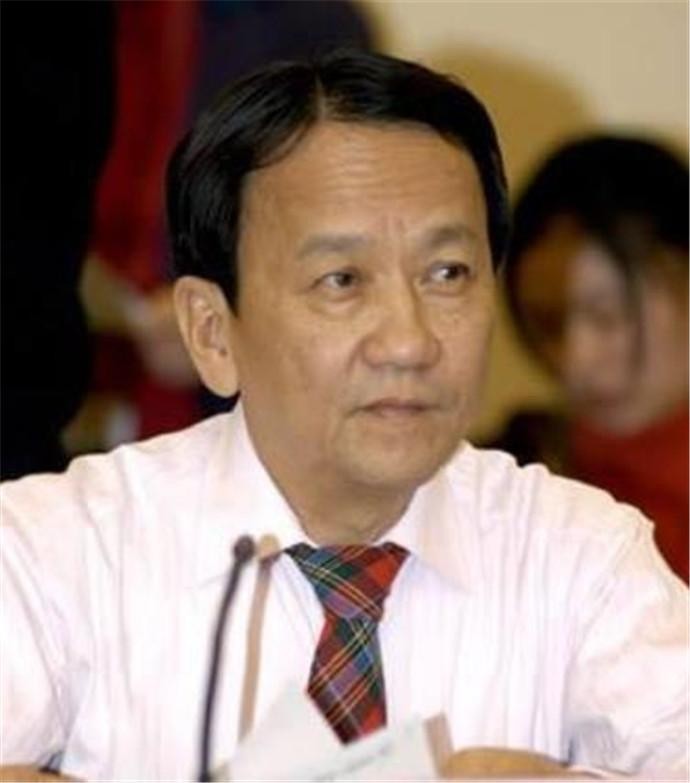 椰树集团发文称广告没违法,椰树集团出格广告的背后