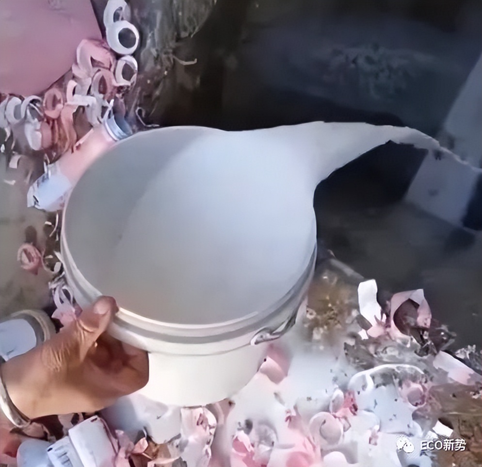 综艺市场大洗牌，“吃老本”的综艺咖卷不动了？