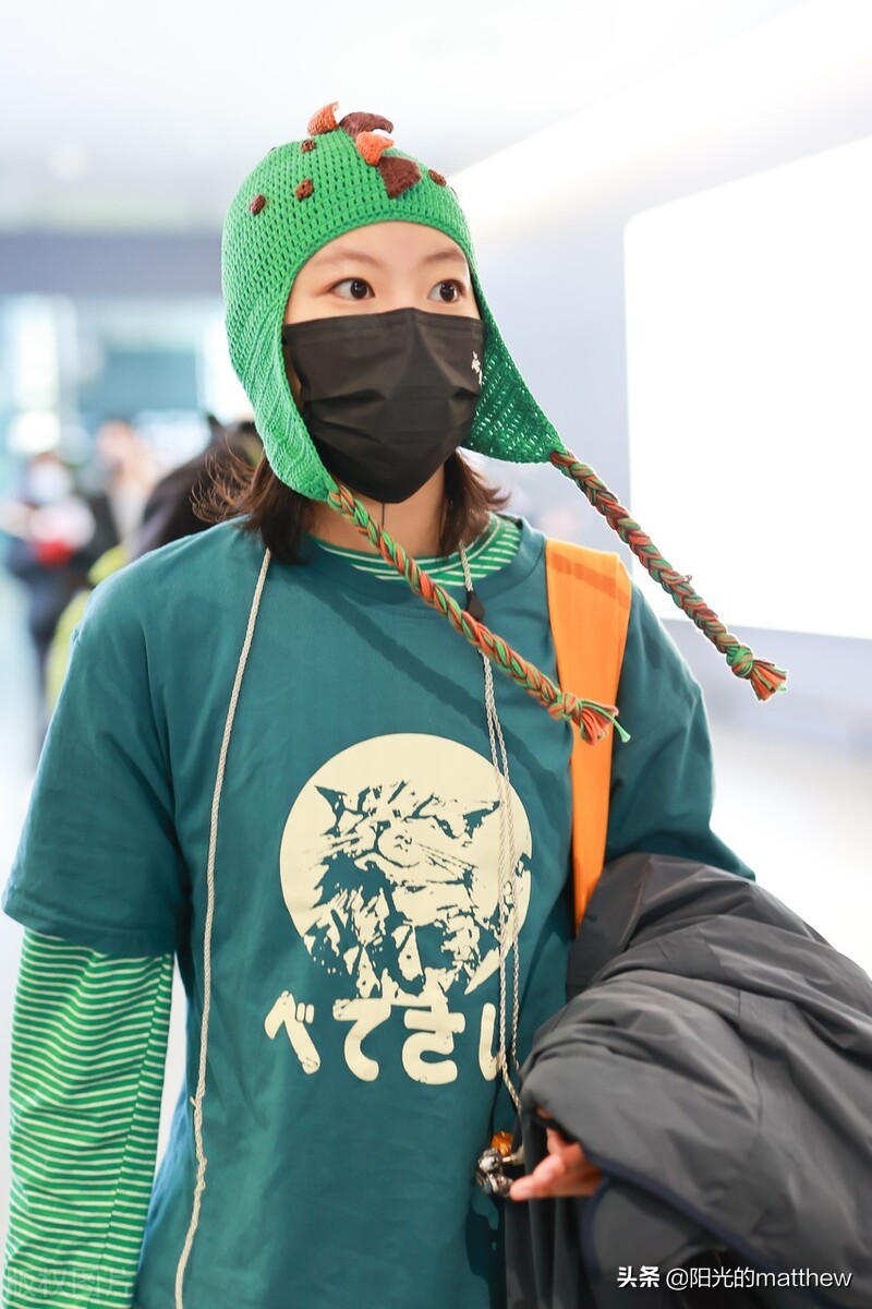 窦靖童穿搭男装,窦靖童个性穿搭