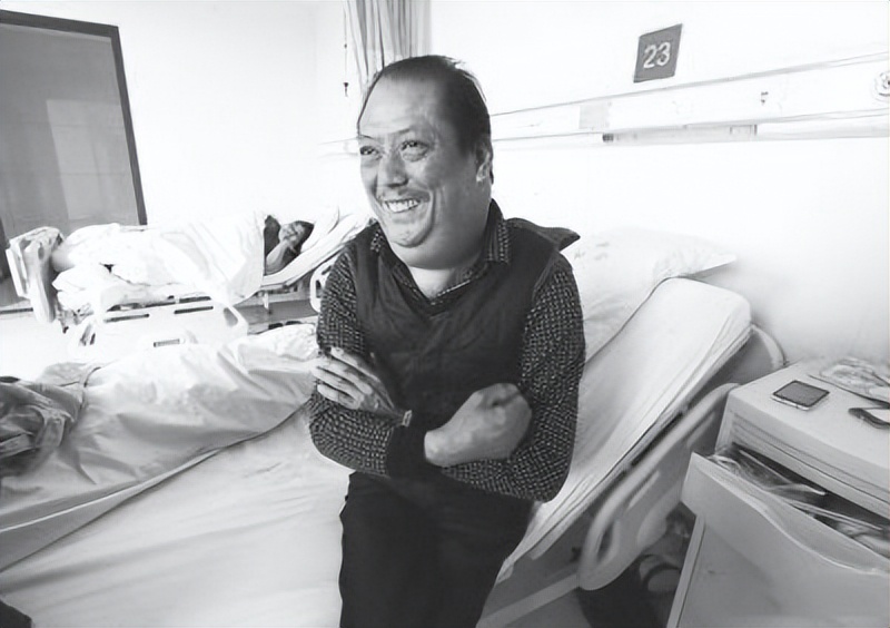 辽宁男子喝酒达三万斤,辽宁大叔40年喝成河马脖