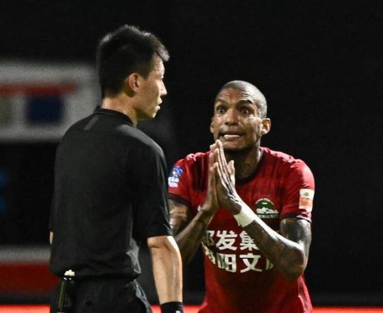 中超联赛第二阶段15轮大连vs河南,河南嵩山龙门夺冠几率大吗