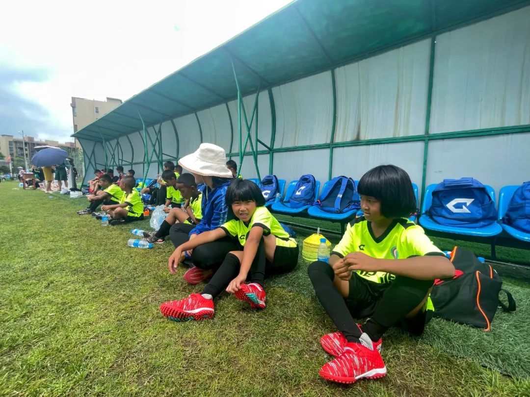 佤山足球少年,佤山少年足球队