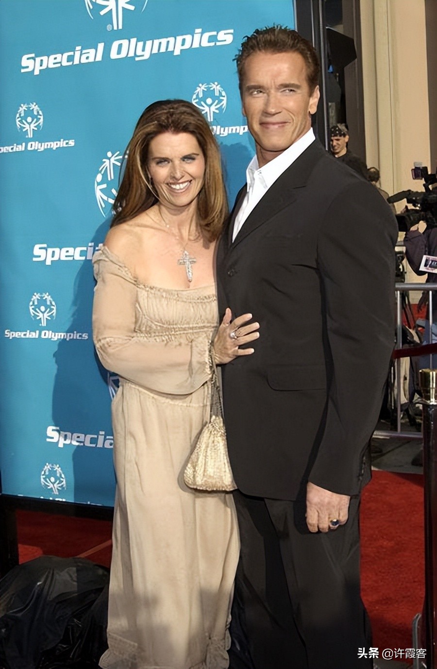 一张图看懂财富流动轨迹,一张图看懂社会财富流动轨迹