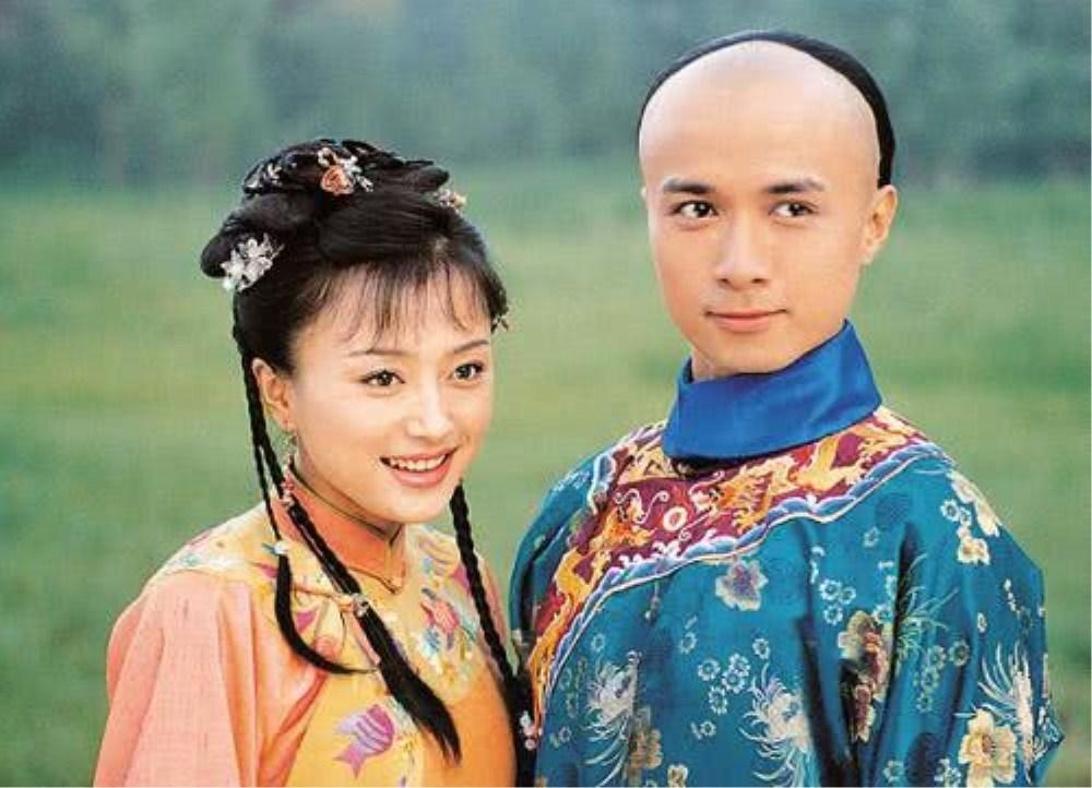 她是香港名媛,25岁放弃家族事业与古巨基谈恋爱,52岁在美国产子