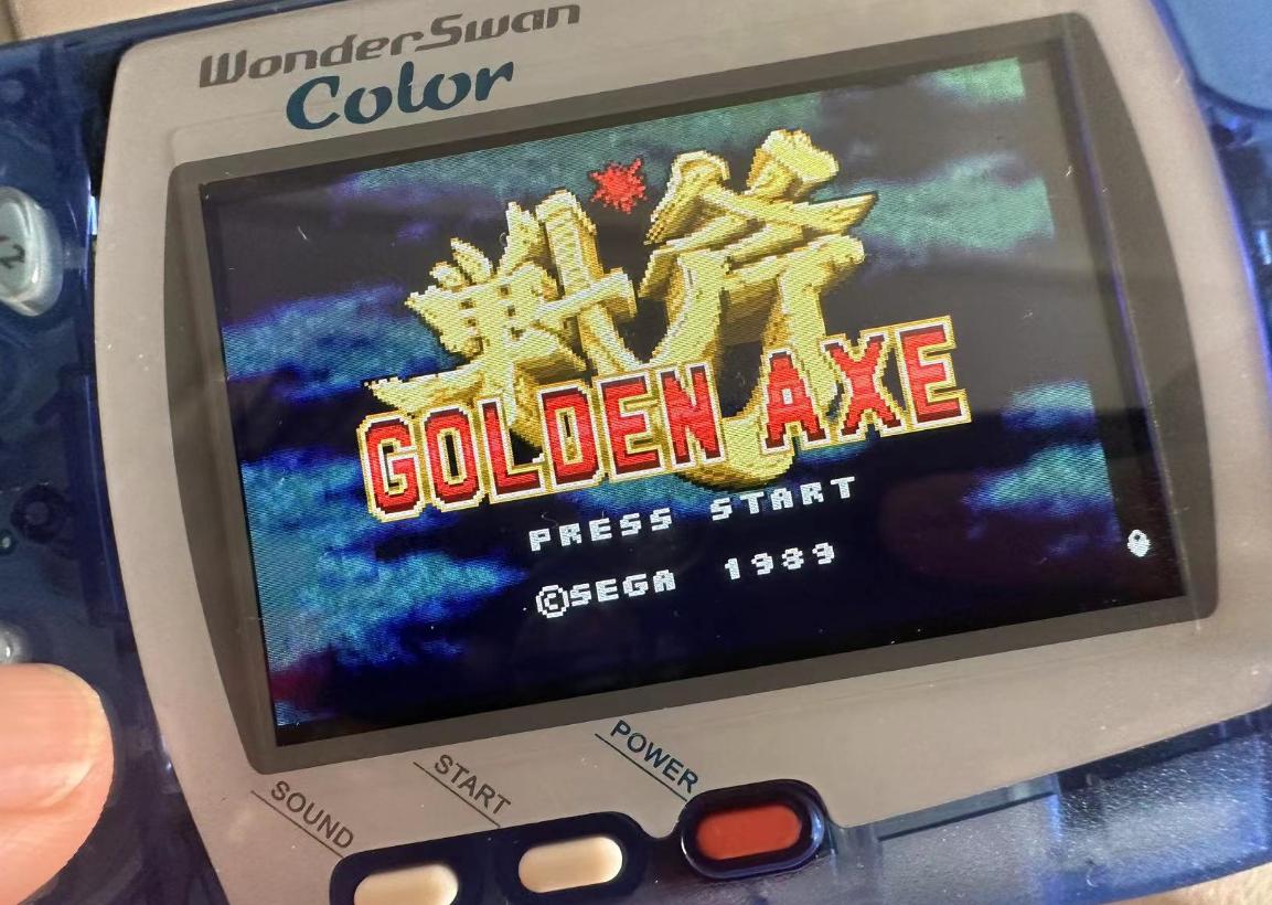 万代推出的16位掌机，曾经是任天堂最强大的对手