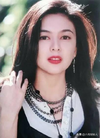 关之琳：背了那么多年高尔夫球的黑锅，终于被刘銮雄给澄清了