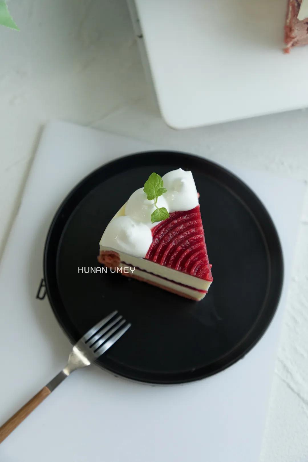 夏洛特公主蛋糕,草莓夏洛特慕斯蛋糕