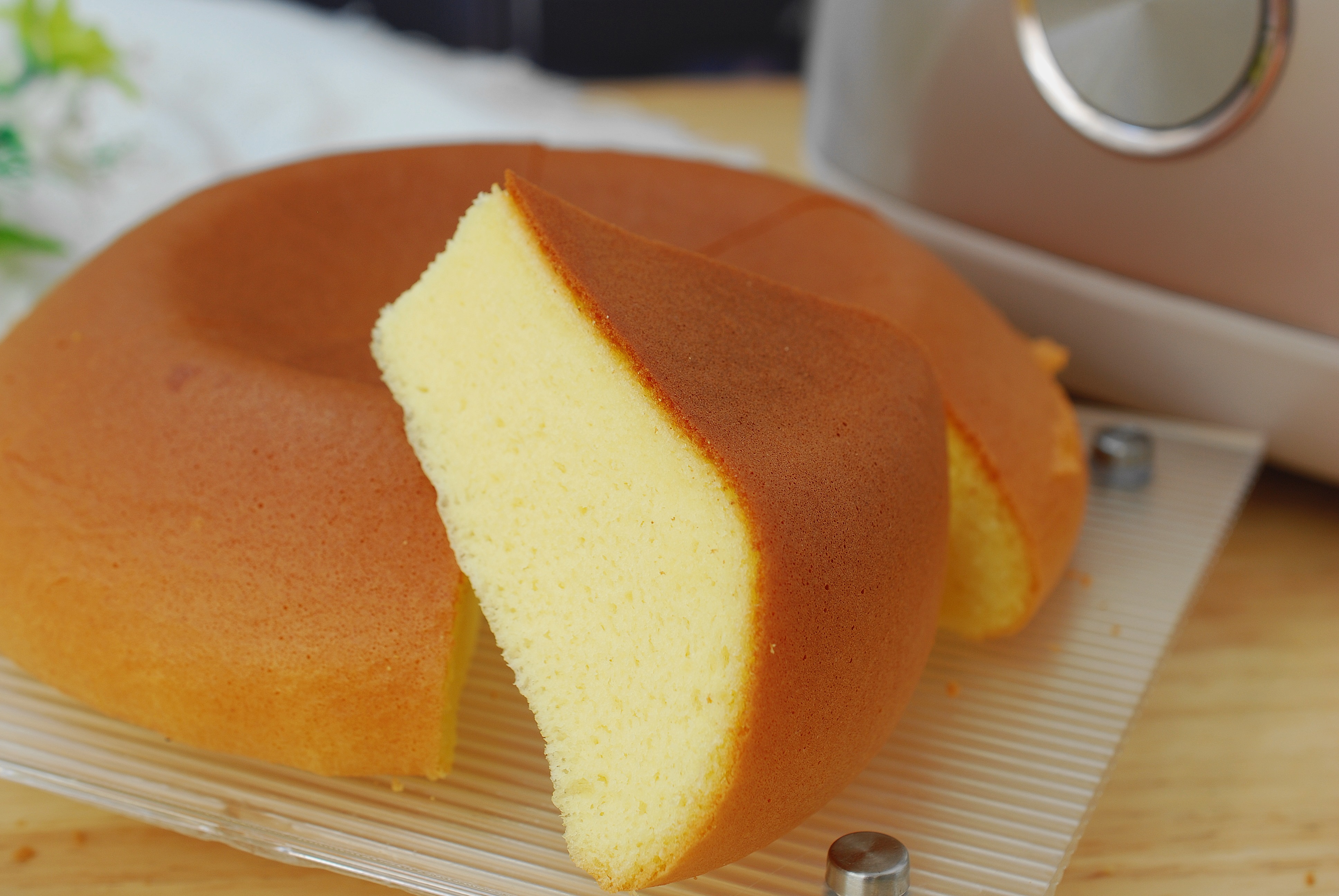 不用分蛋打发的纸杯蛋糕,不需要打发只用鸡蛋的电饭煲蛋糕