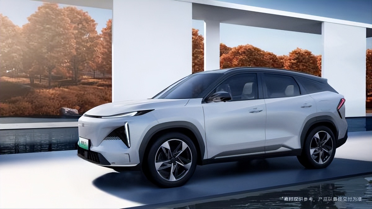 银河l7最低配和最高配对比,银河l7高通8155芯片的算力是多少