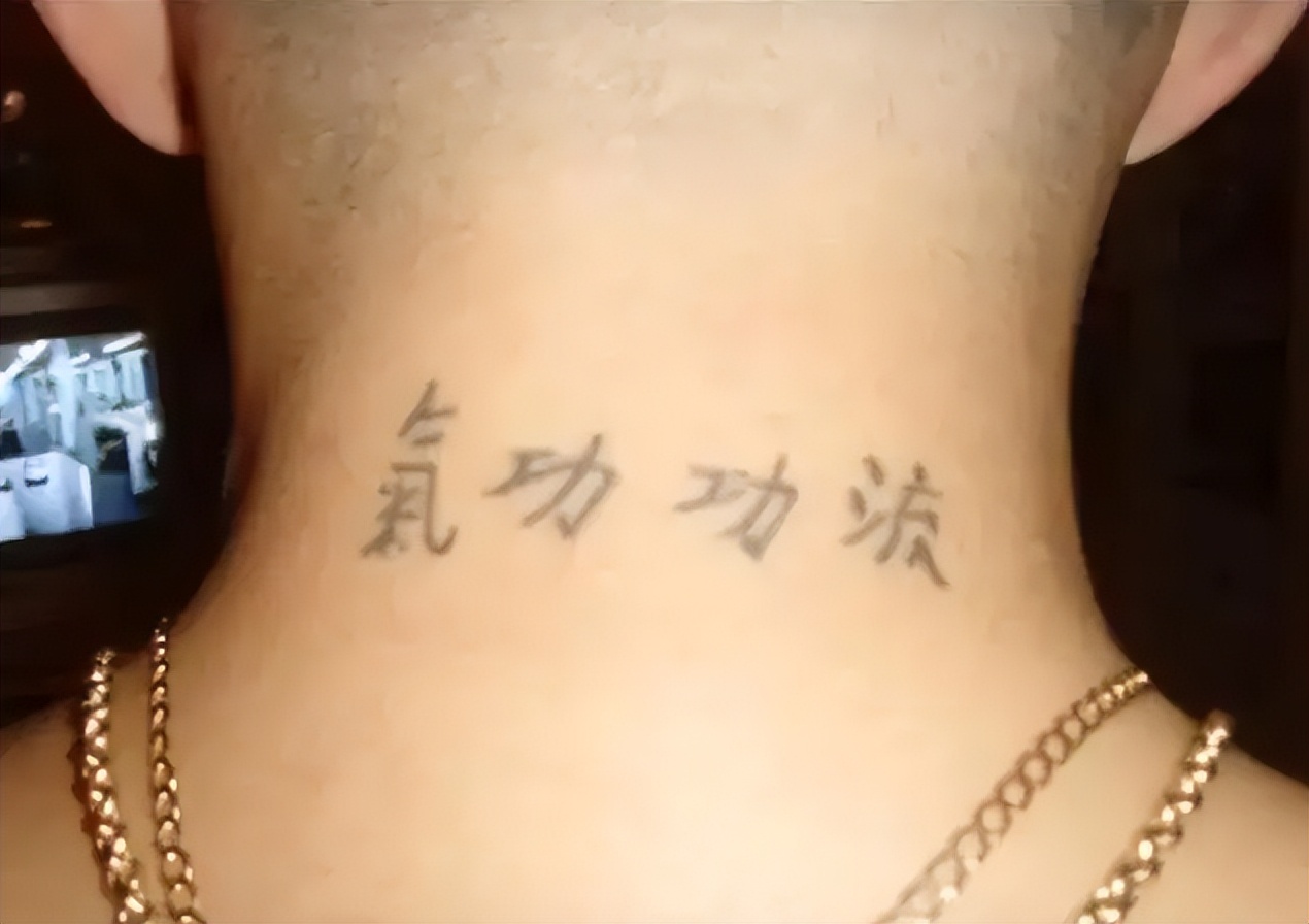 老外纹身汉字,老外汉字纹身