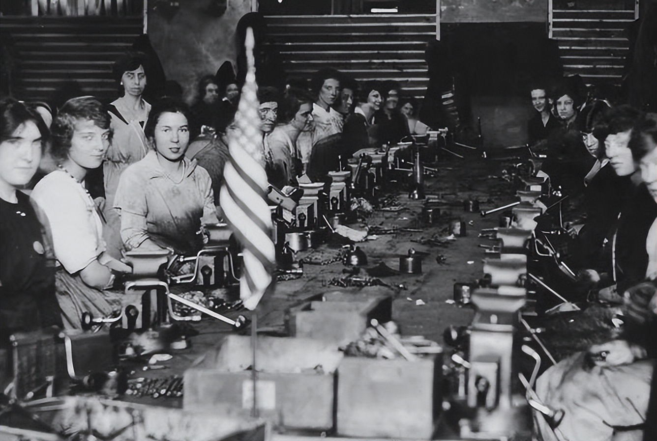 回顾美国最新战争,美国参加一战的历史事件是什么