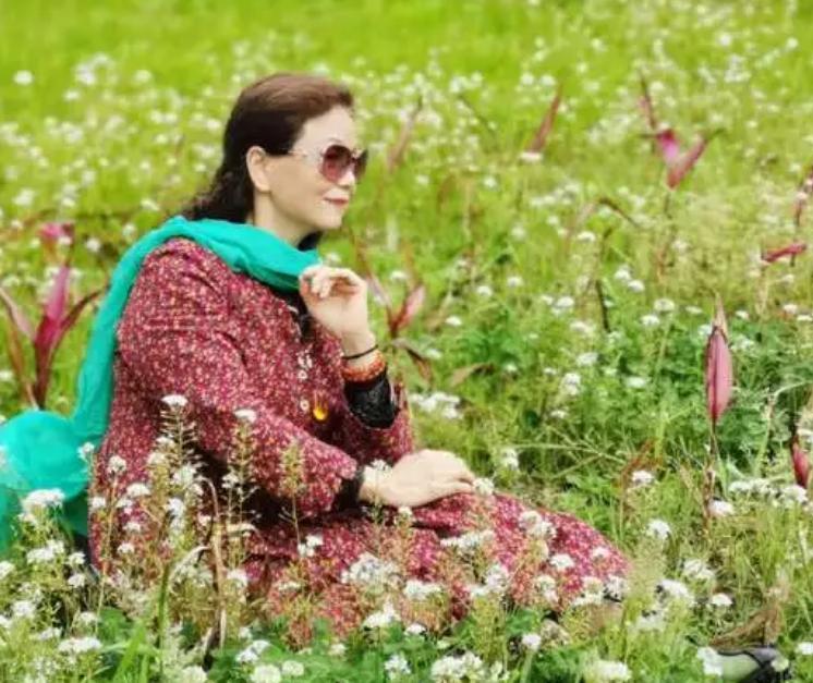 女性*处私**颜色深，是*生活性**多了？需要处理吗？别被男人“*脑洗**”了