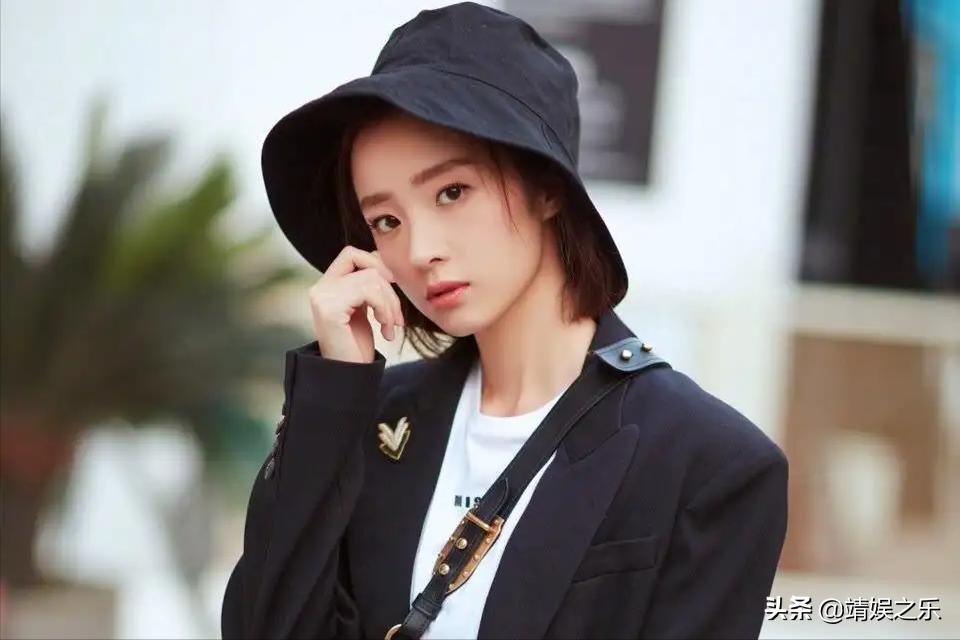 张铭恩晒与徐璐胡冰卿聊天,张铭恩跟徐璐是怎么分手的