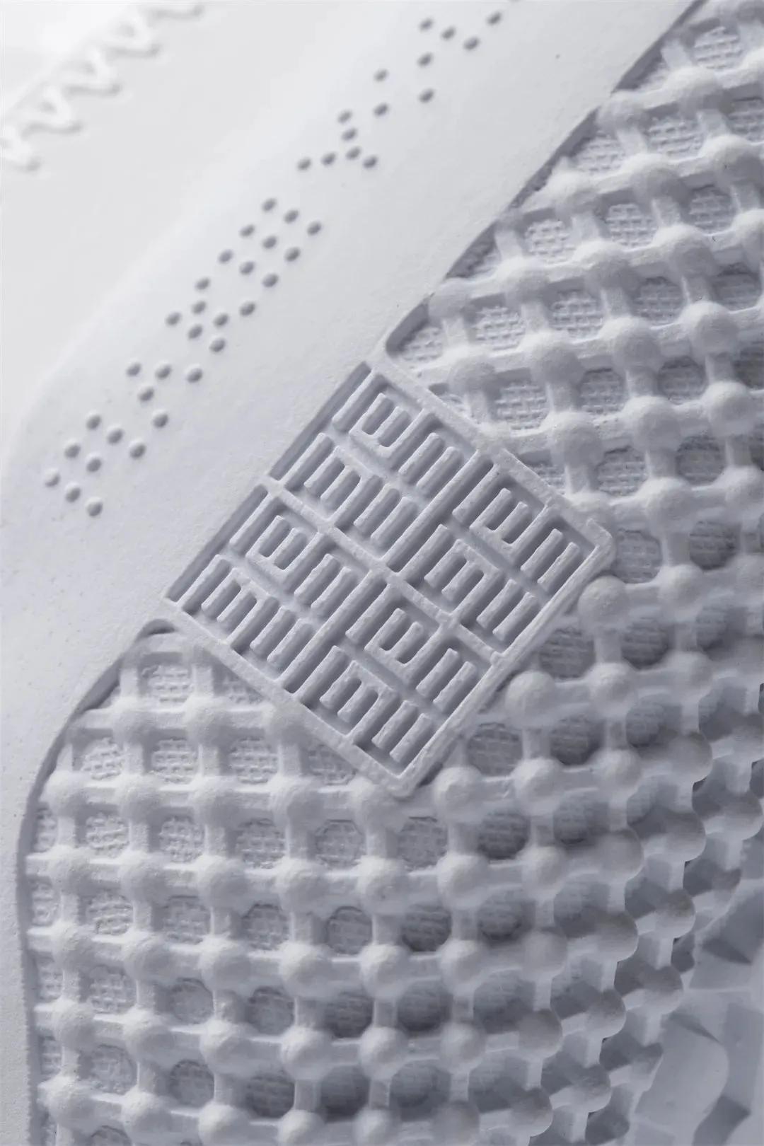 李宁鞋子黑科技,鞋底防滑黑科技