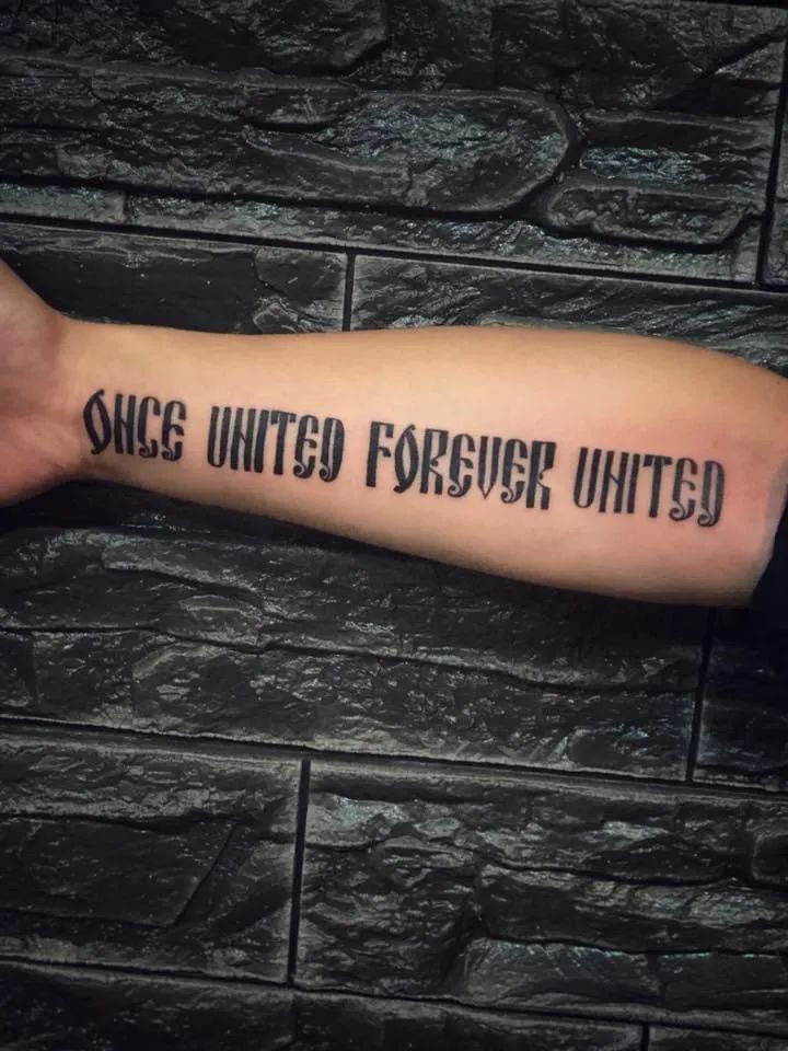 曼联是谁的球队,曼联红色的信仰