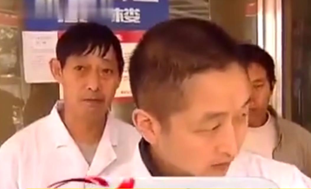 四川10岁女孩生命垂危,四川十岁女孩身体溃烂父母辟谣