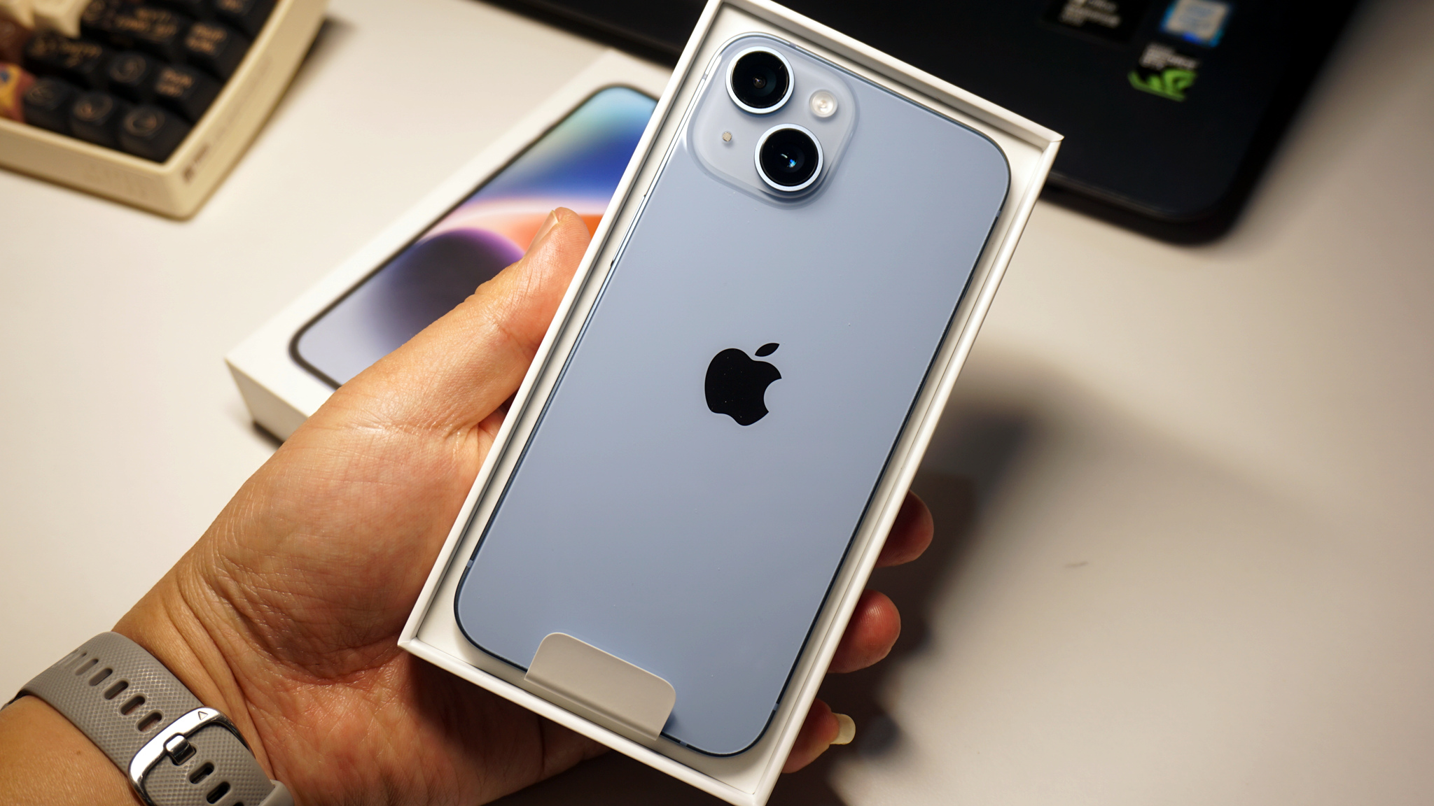 苹果充电宝magsafe平替,苹果磁吸充电器magsafe安卓能用不