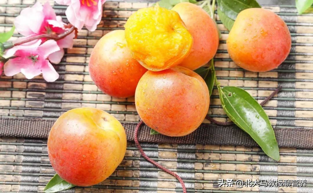 吃杏为啥那么伤人,杏吃多了会伤人吗