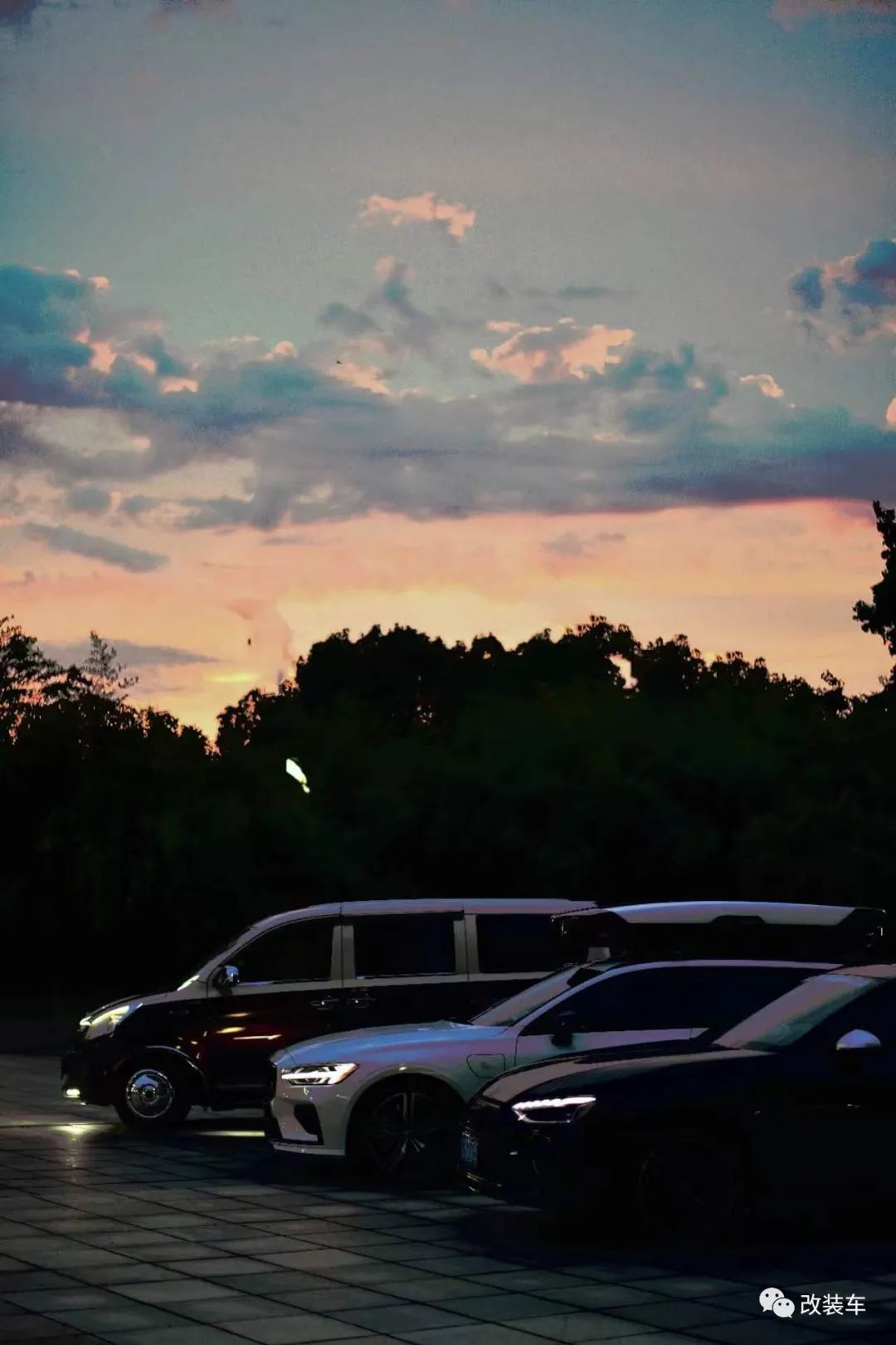 五菱荣光v七座变四座,五菱荣光v新款五座